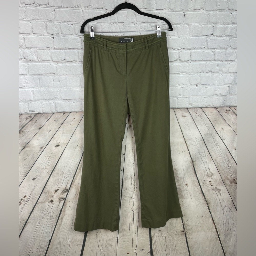 Theory Women’s Size 6 Army Gray Bootcut Pants EUC